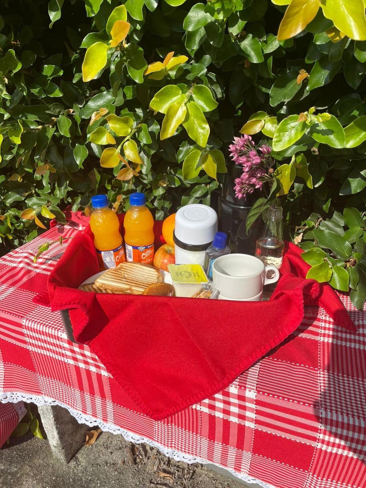 Pouzada Bom Clima - Servimos Cestas De Cafe Da Manha - Melhor Custo Beneficio Em Gravata Exteriér fotografie